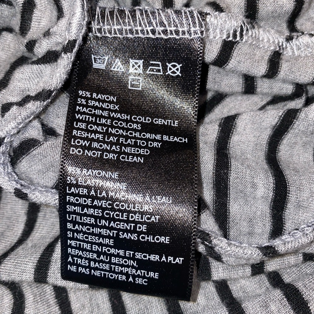 Free People Me Oh My Black & Grey Striped V-Neck Jersey Stretch Bodysuit Size XS - Picture 7 of 8